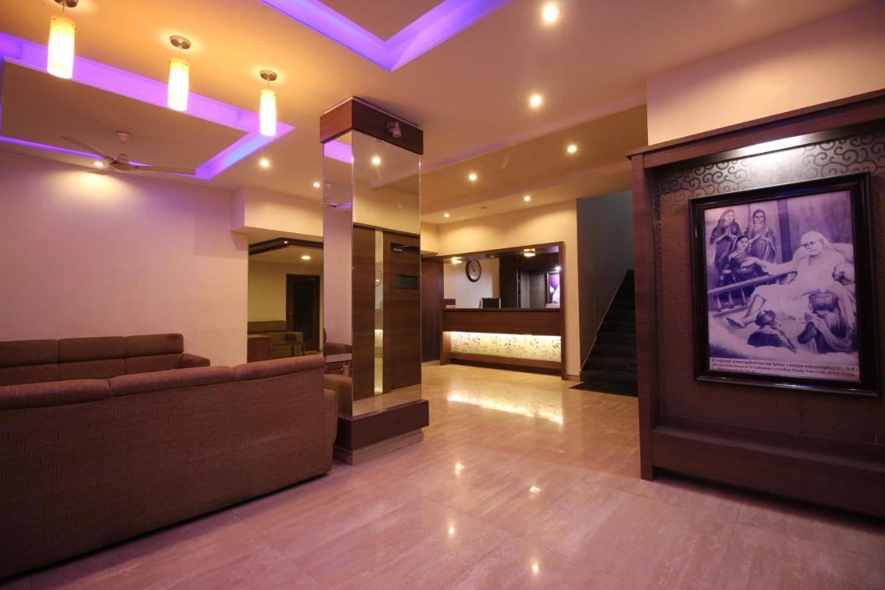 Hotel Laxmibai Palace Shirdi Eksteriør billede